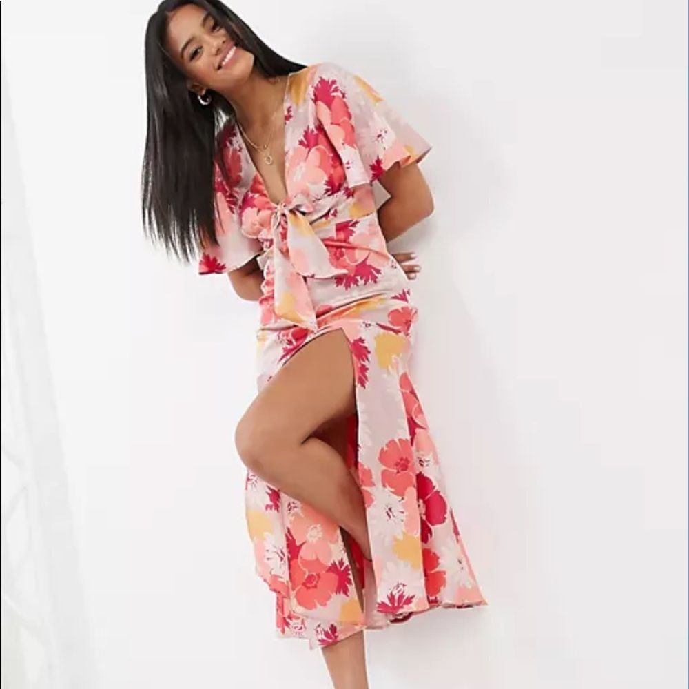 Asos design keyhole floral satin midi